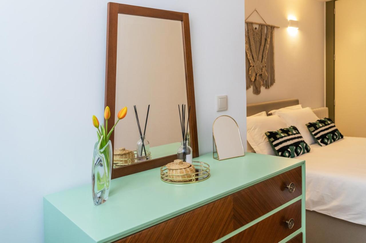 Oporto Family Apartment ภายนอก รูปภาพ