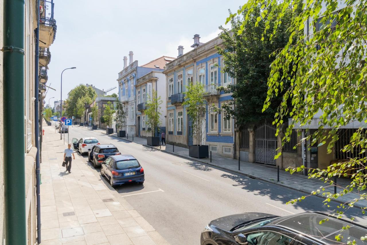 Oporto Family Apartment ภายนอก รูปภาพ