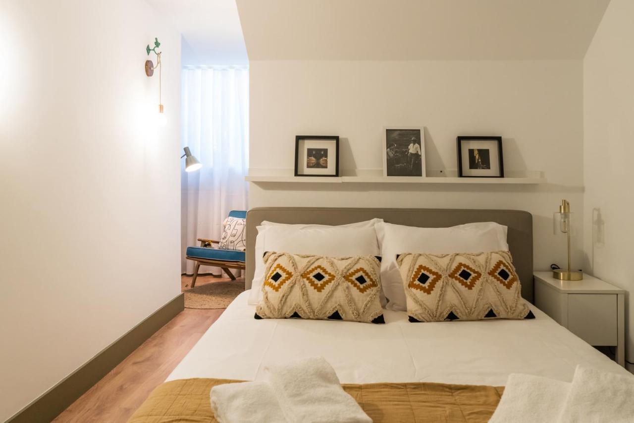 Oporto Family Apartment ภายนอก รูปภาพ