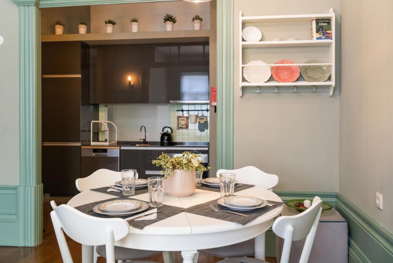 Oporto Family Apartment ภายนอก รูปภาพ