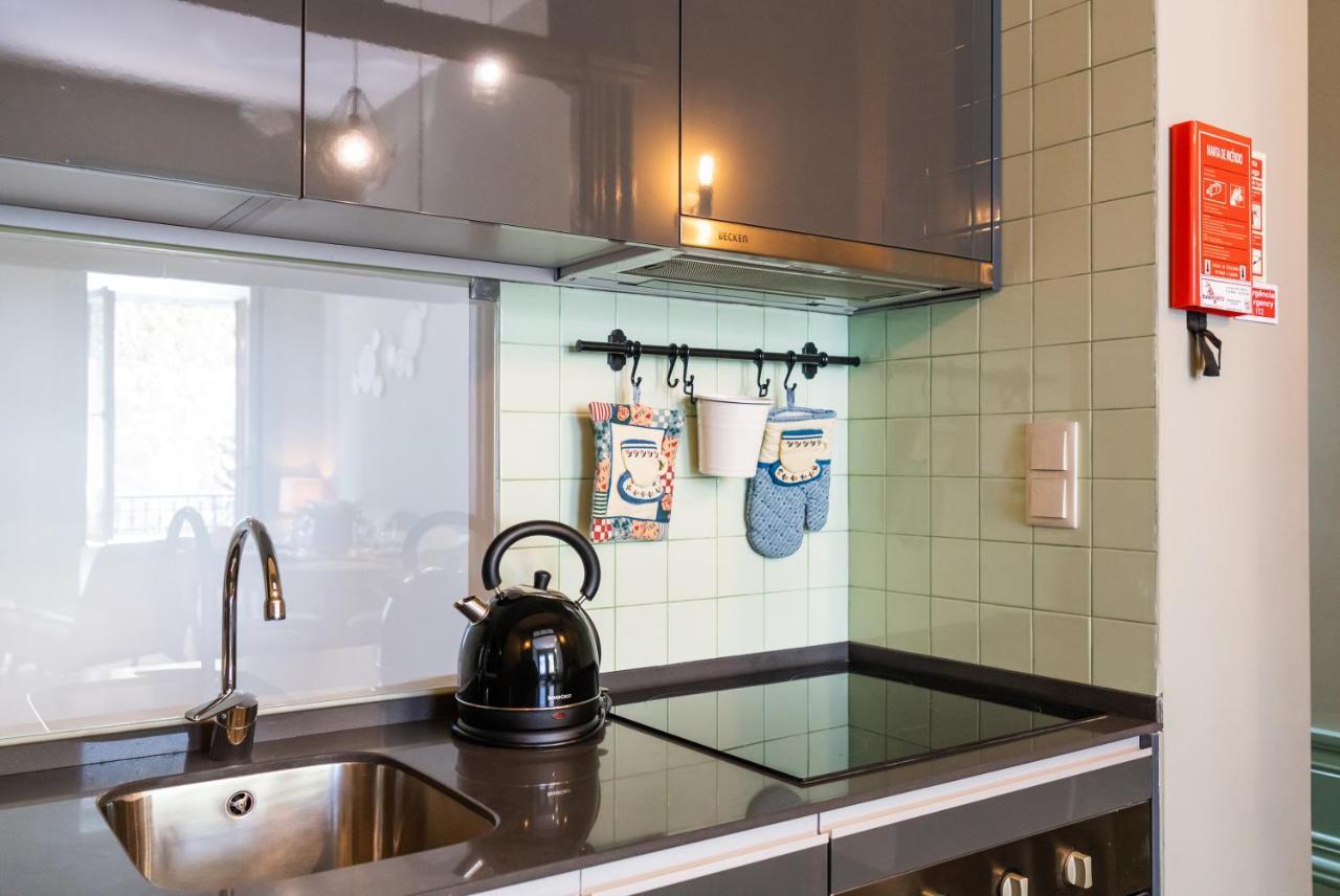 Oporto Family Apartment ภายนอก รูปภาพ